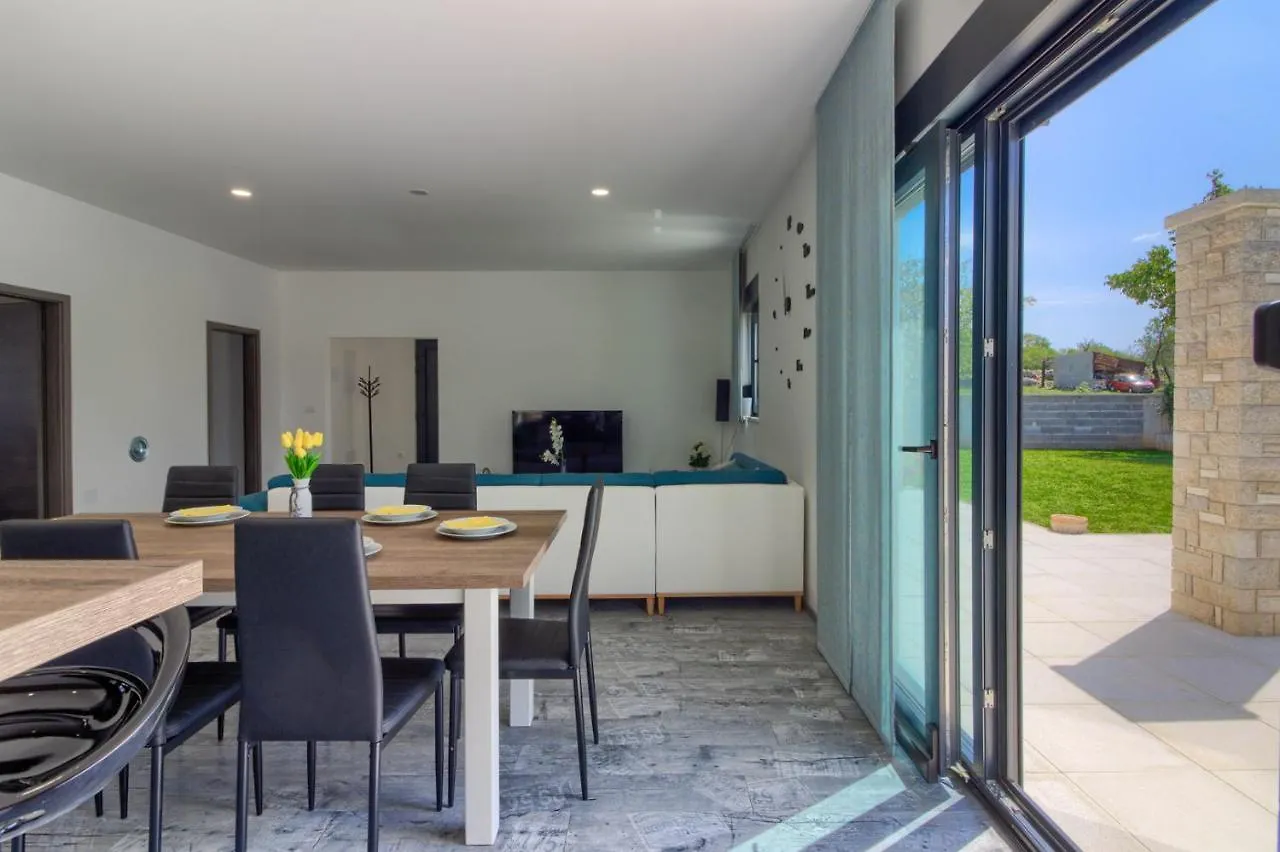 Beautiful Villa Serenity With Private Pool Gajana 0*,  Κροατία